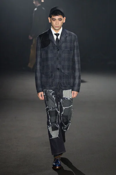 Look 27